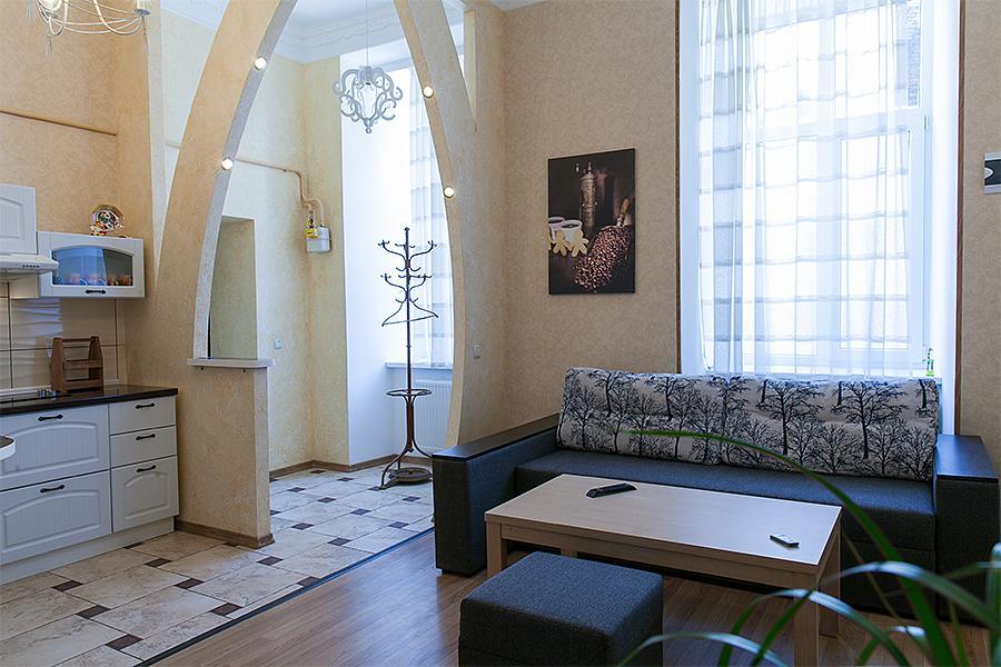 Apartment Vozle Teatra Opery I Baleta Lviv Exterior photo